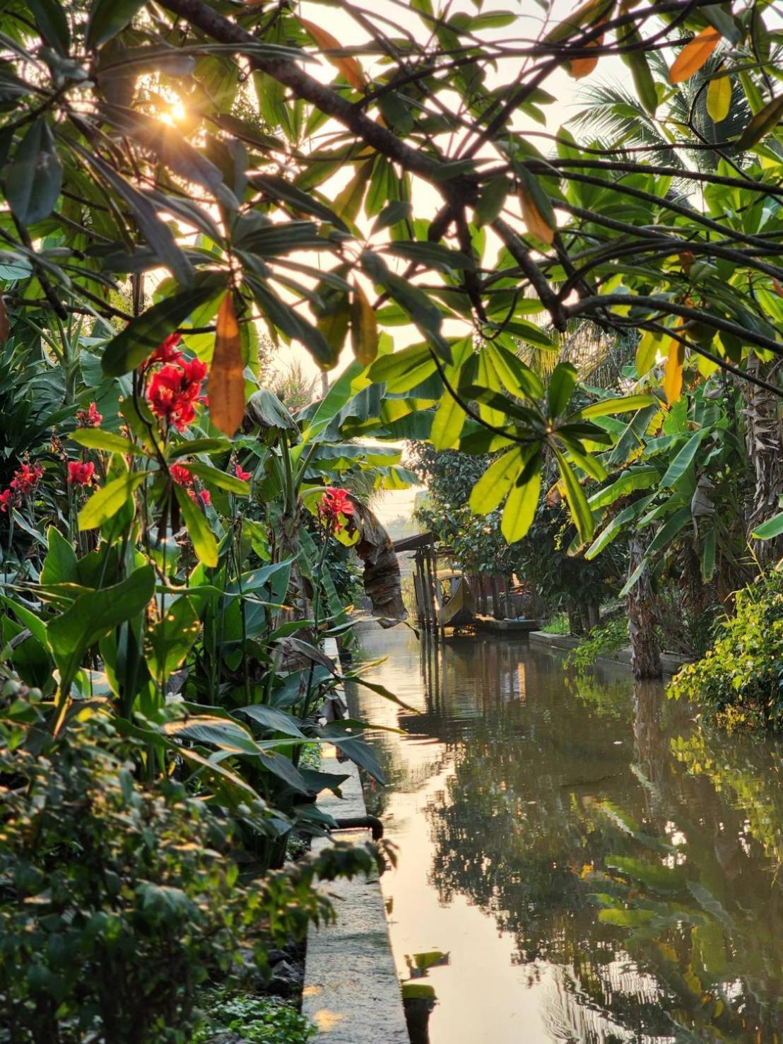 Baan Klong Resort Damnoen Saduak Exterior foto
