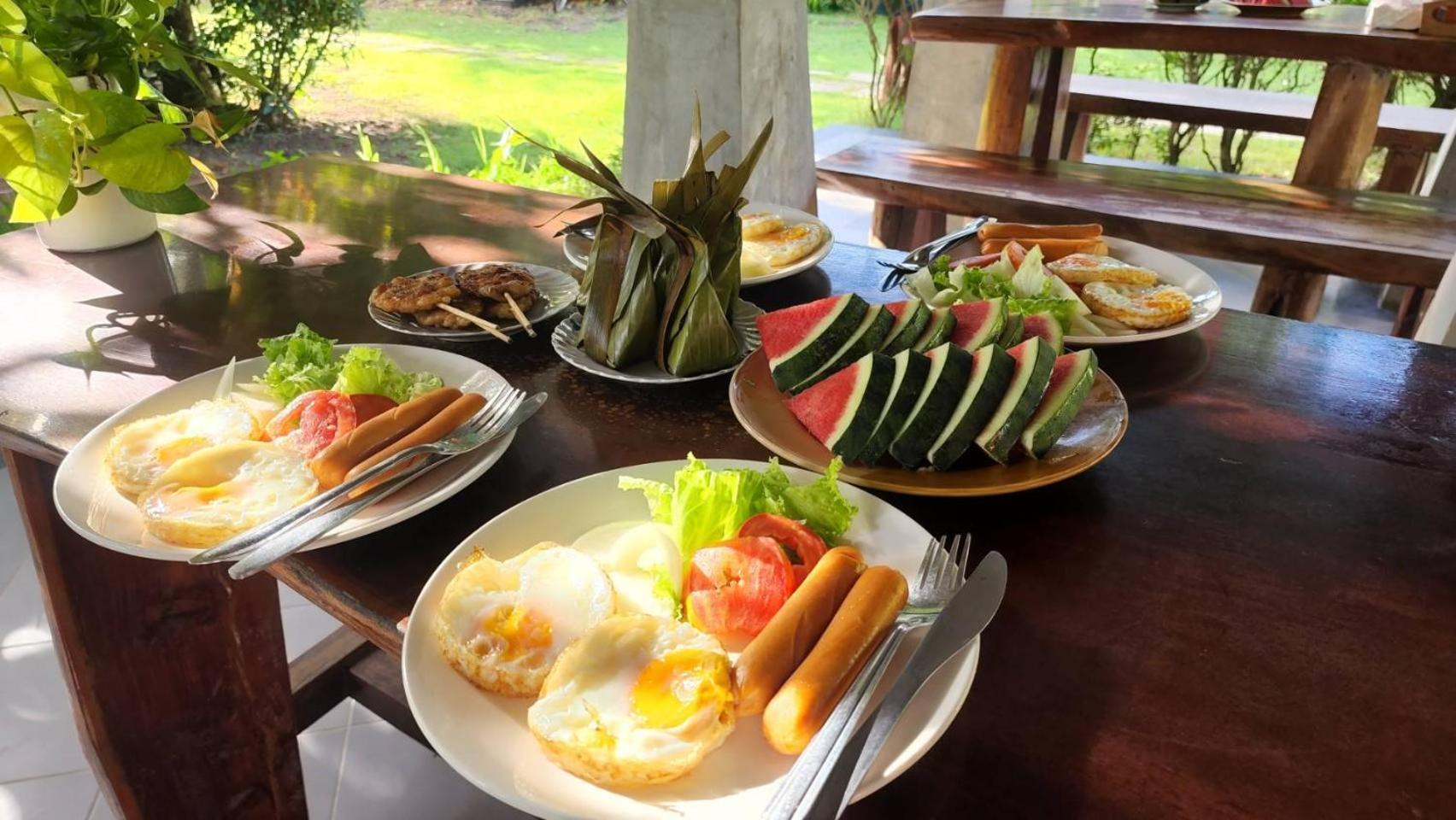 Baan Klong Resort Damnoen Saduak Exterior foto